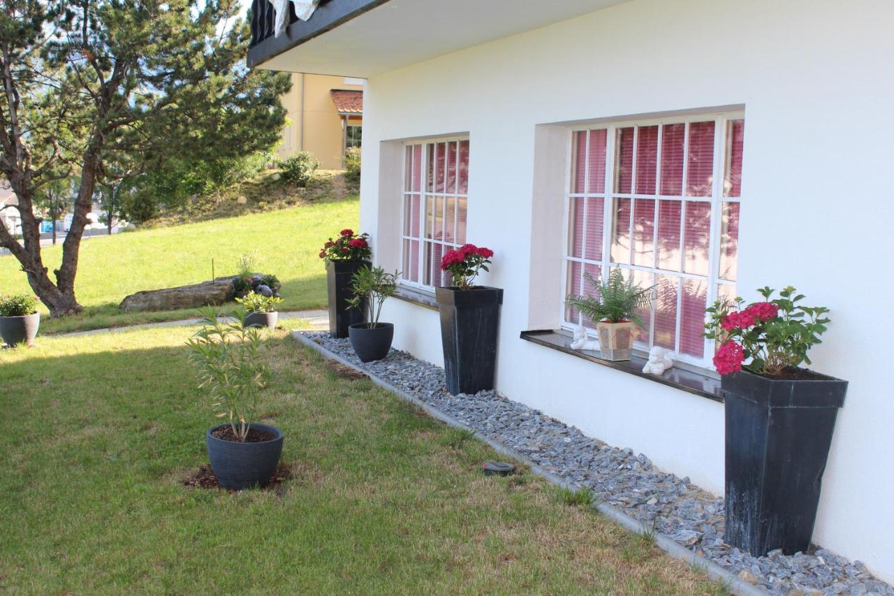 Chalet Esher Surrey Ried-Brig Extérieur photo